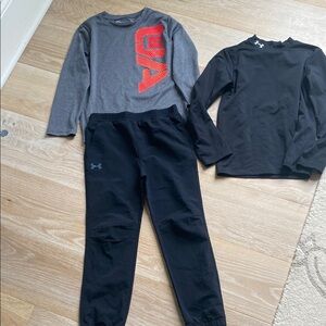 Under Armour lot: 2 long sleeve shirts and lightweight black Joggers